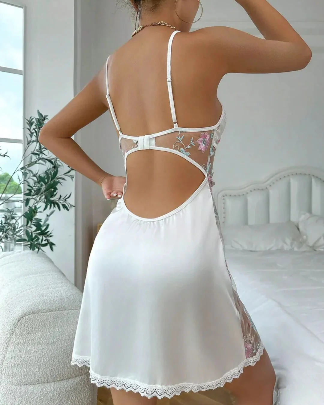 Naya's Nightdress - Image 5